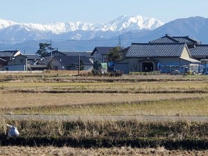 飯豊山は雪化粧